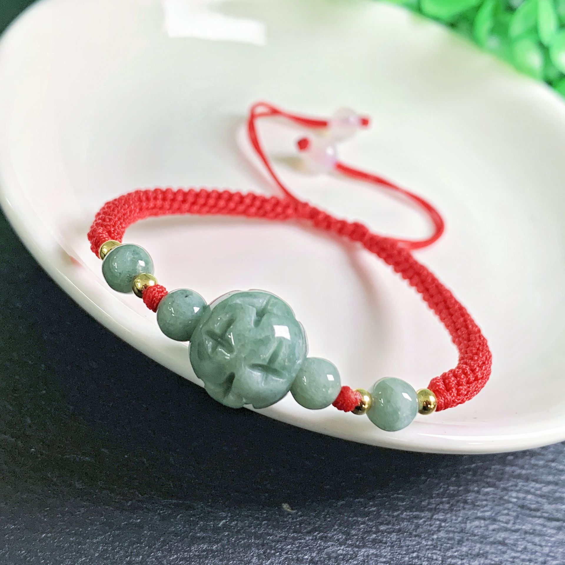 Bracelets - Een Myanmar Jadeïet Carve Kraal Armband