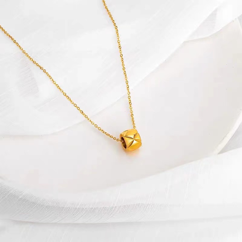 Luxe Gouden Ruit Kruis Ronde K - Cross Pendant Necklace Gold recensie en prijs